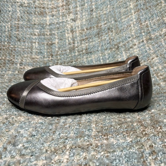Vionic Caroll Metallic Ballet Flat w/ Concealed Orthotic Arch Support in Pewter - Picture 2 of 9